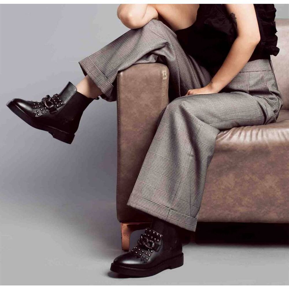 Saint G “Kylie” Boots Black 40/10